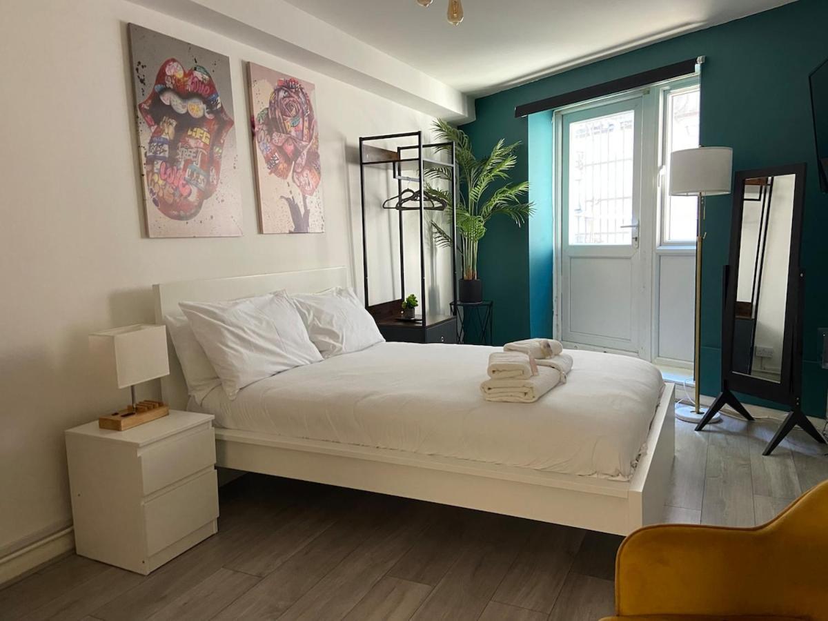 Apartament Serviced *